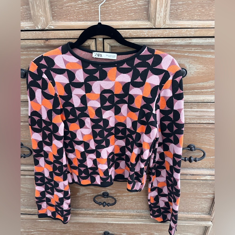 Zara long sleeve multi color retro sweater